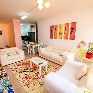 Apartment Happy Stories' In Centre, Shkodra